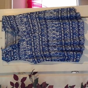 Womens sleeveless shirt